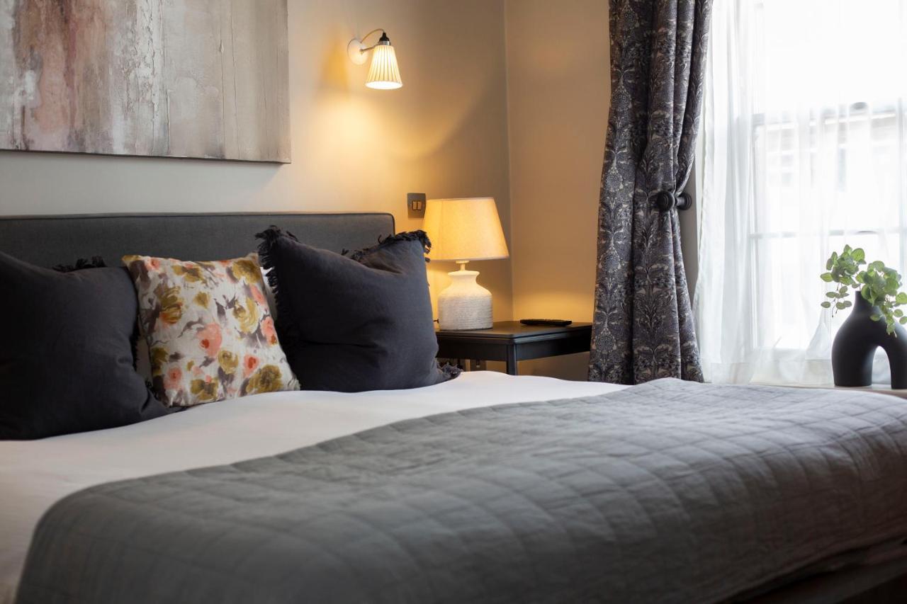 Готель The Grosvenor Arms Шафтсбері Екстер'єр фото